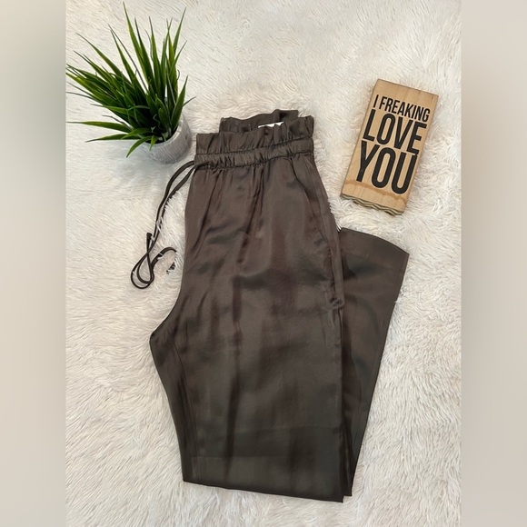 Express Ankle Satin Sheen High Rise Pants - Picture 2 of 10